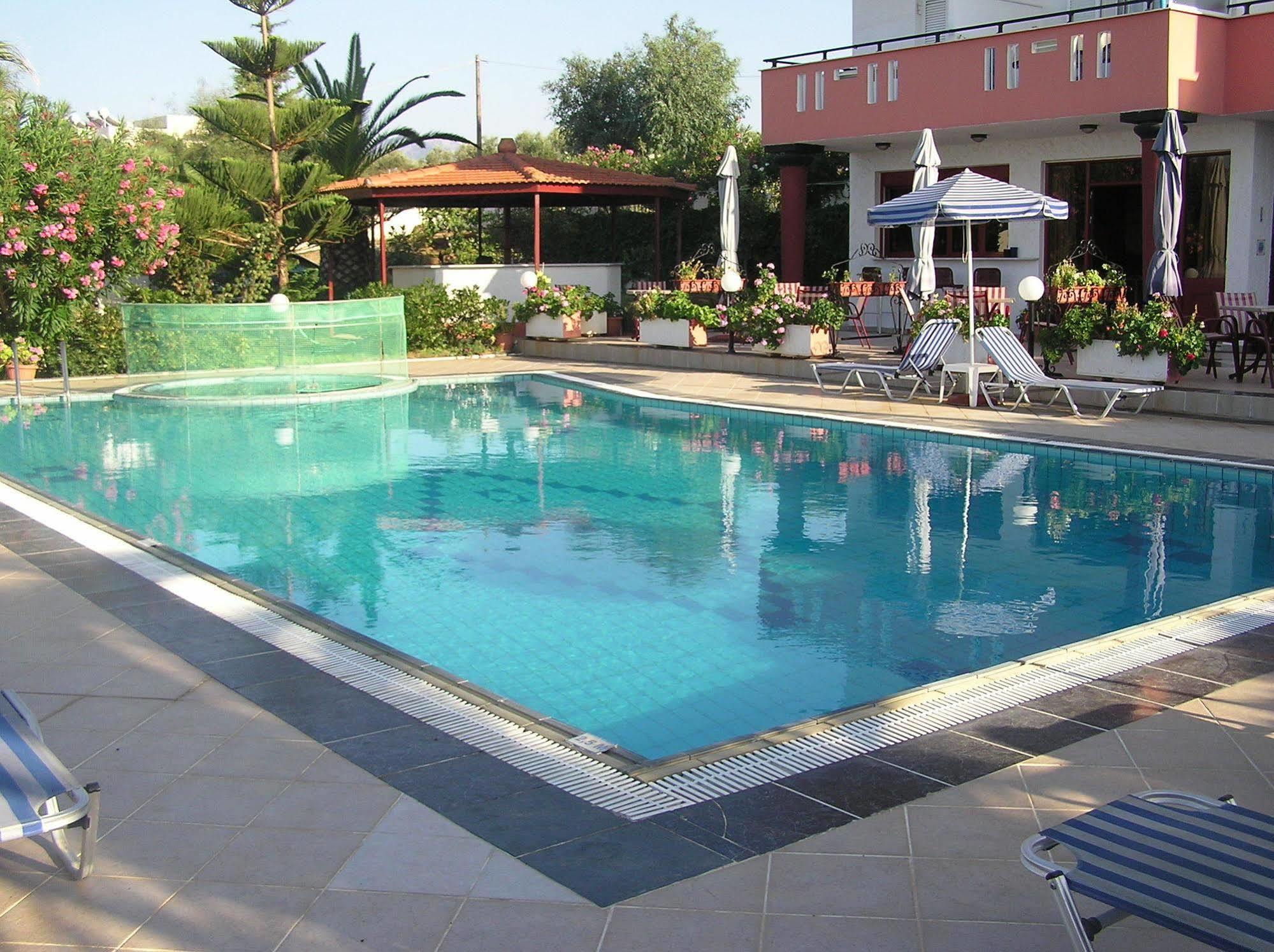 Aparthotel Knossos Pánormos Exterior foto