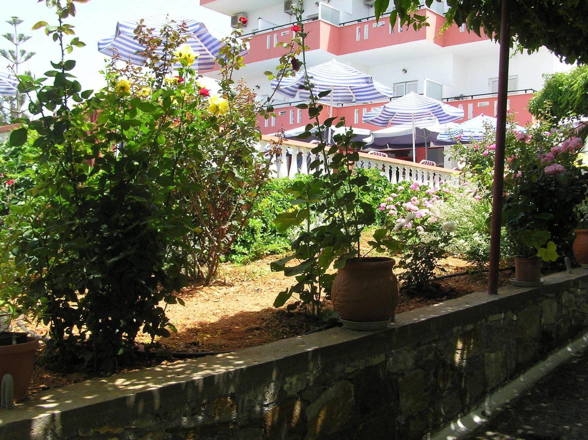 Aparthotel Knossos Pánormos Exterior foto